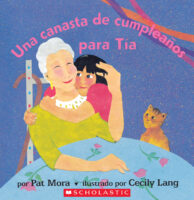 Una canasta de cumpleaños para Tía